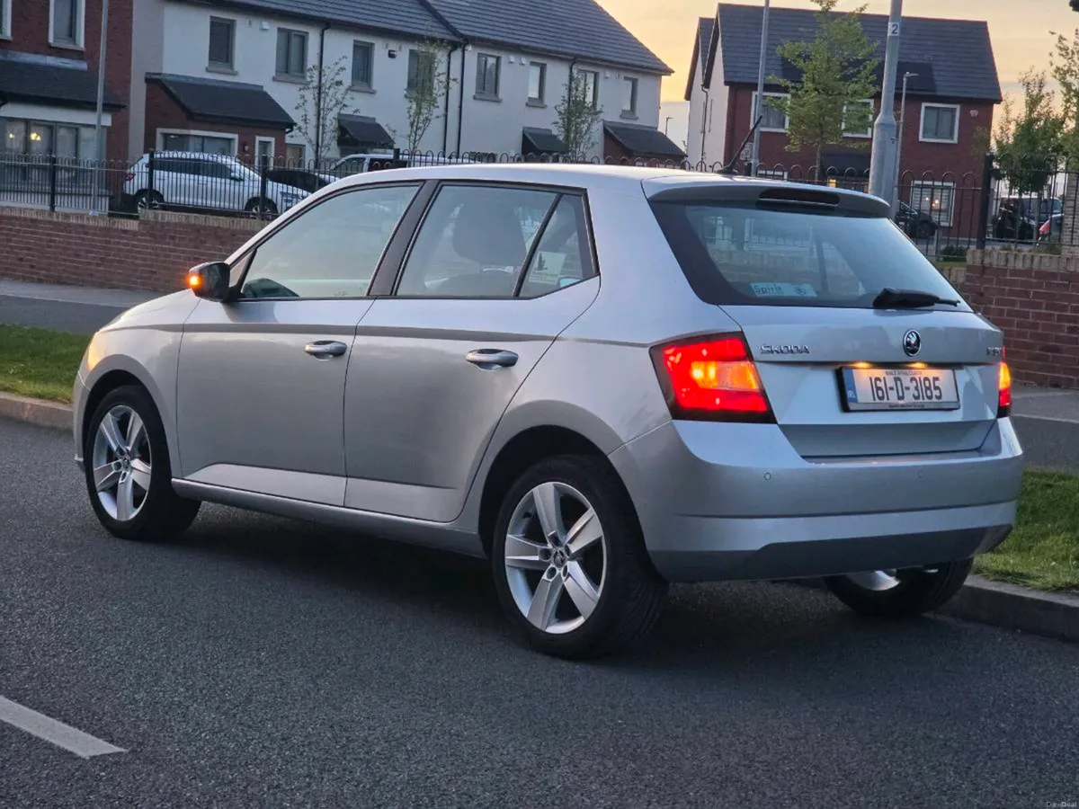 Skoda Fabia 1.0 petrol/ only 40,500 kms /one owner - Image 3