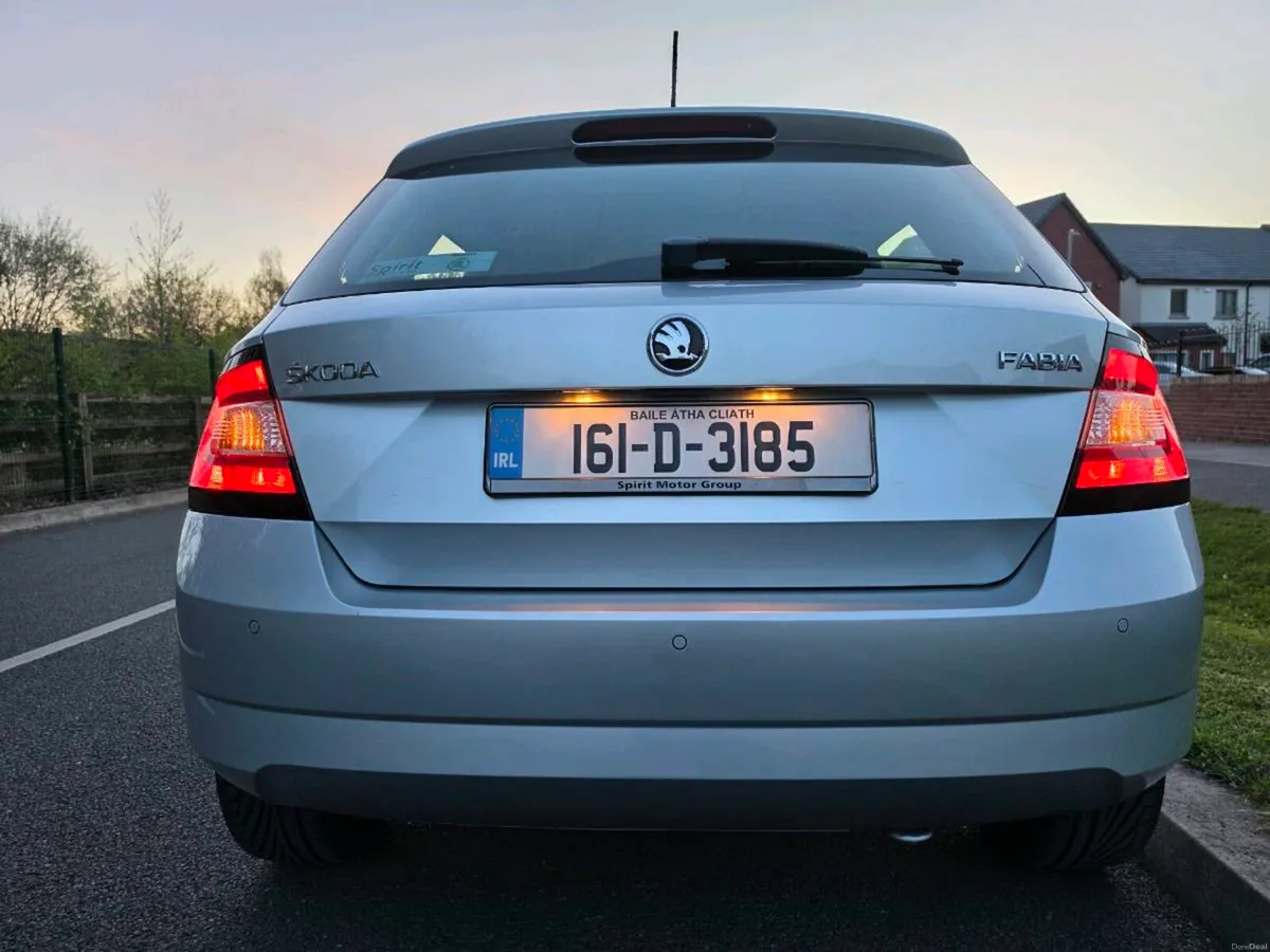 Skoda Fabia 1.0 petrol/ only 40,500 kms /one owner - Image 5