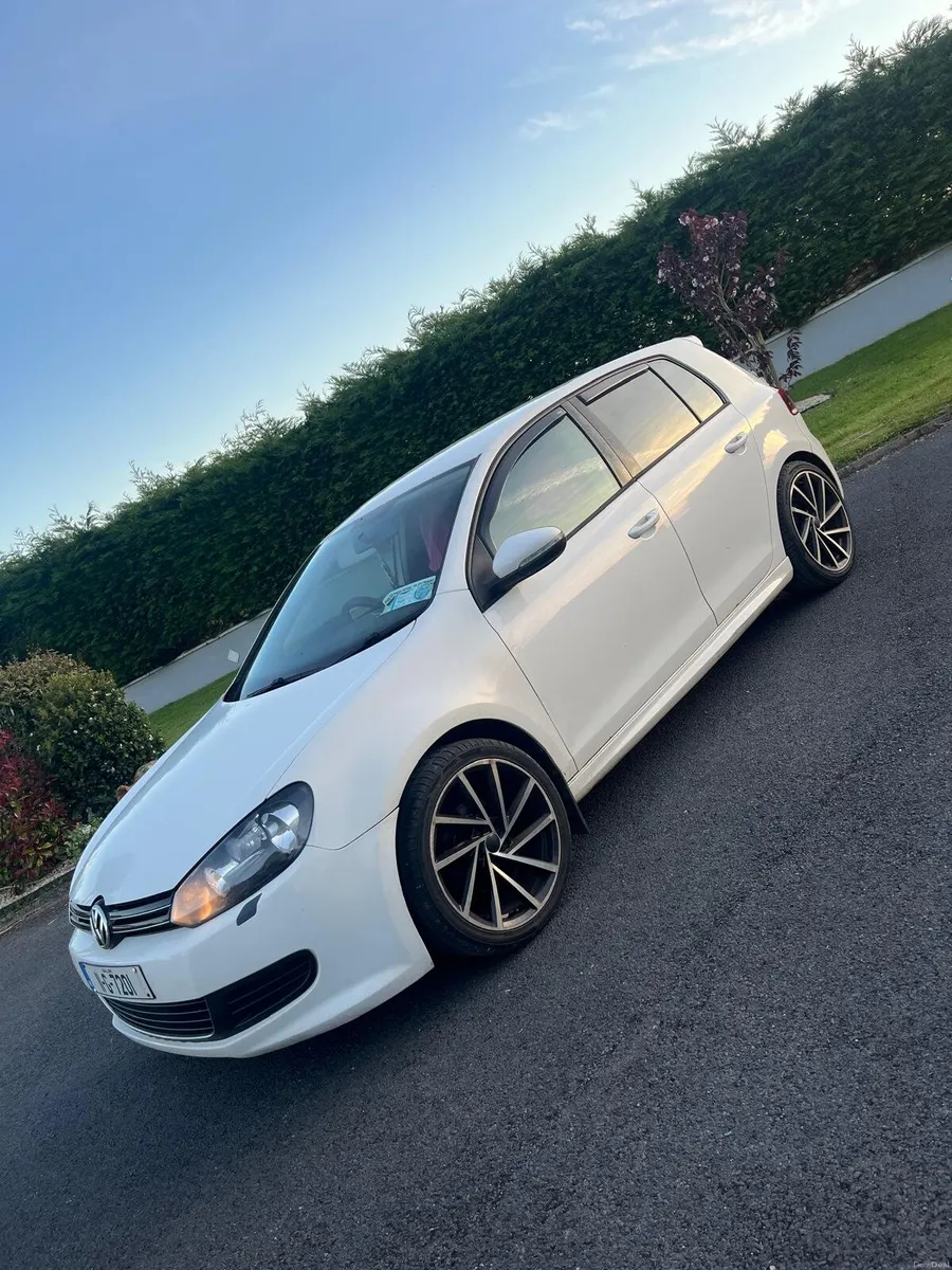 2011 White Volkswagon golf - Image 3