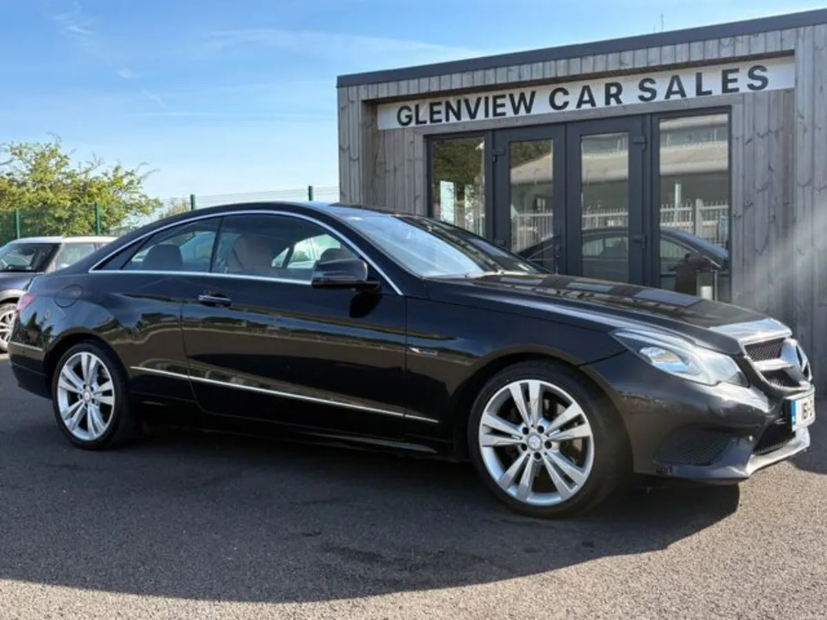 Mercedes-Benz E-Class E220 - IMMACULATE - Image 1