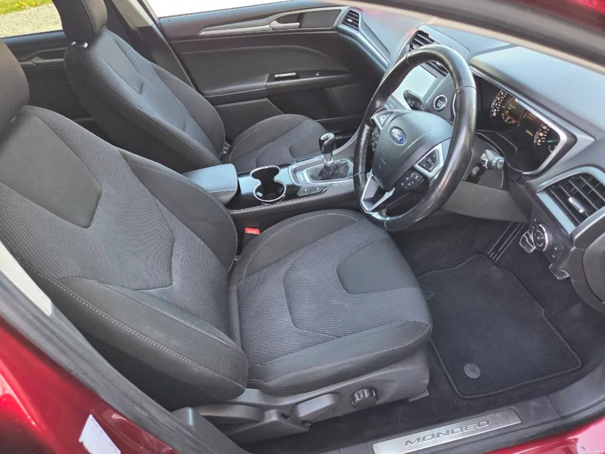 Very Low Mileage Ford Mondeo 1.5 Titanium. - Image 6