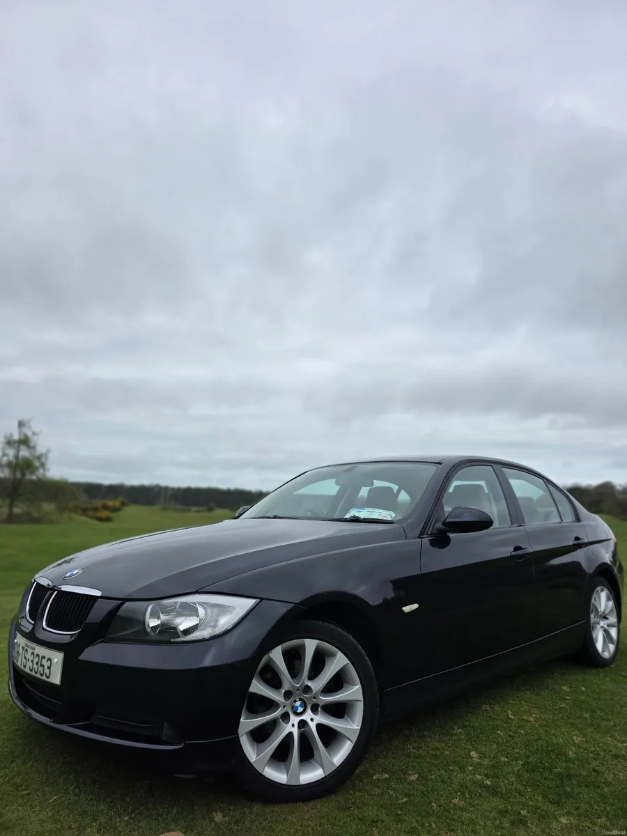 BMW 3-Series 2008 - Image 1