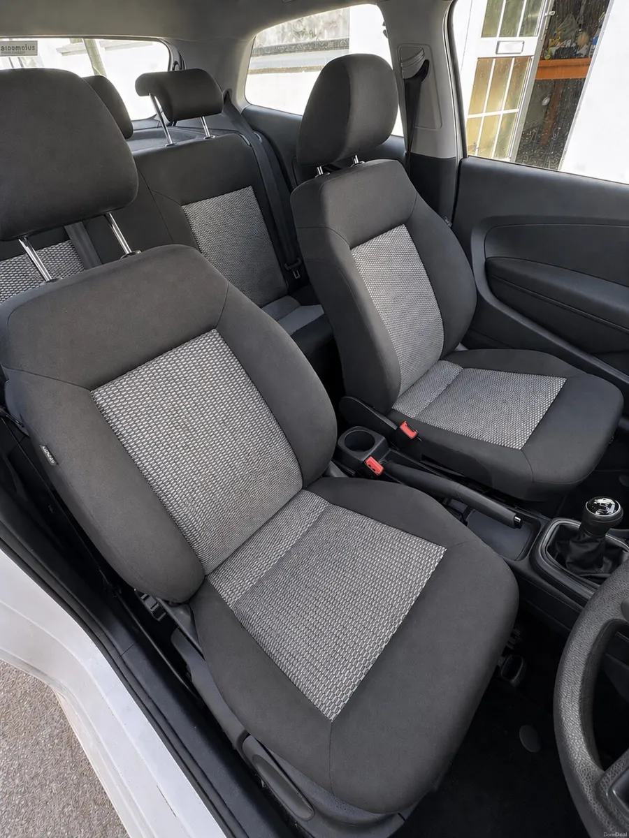 Volkswagen polo r-line 2014 - Image 4