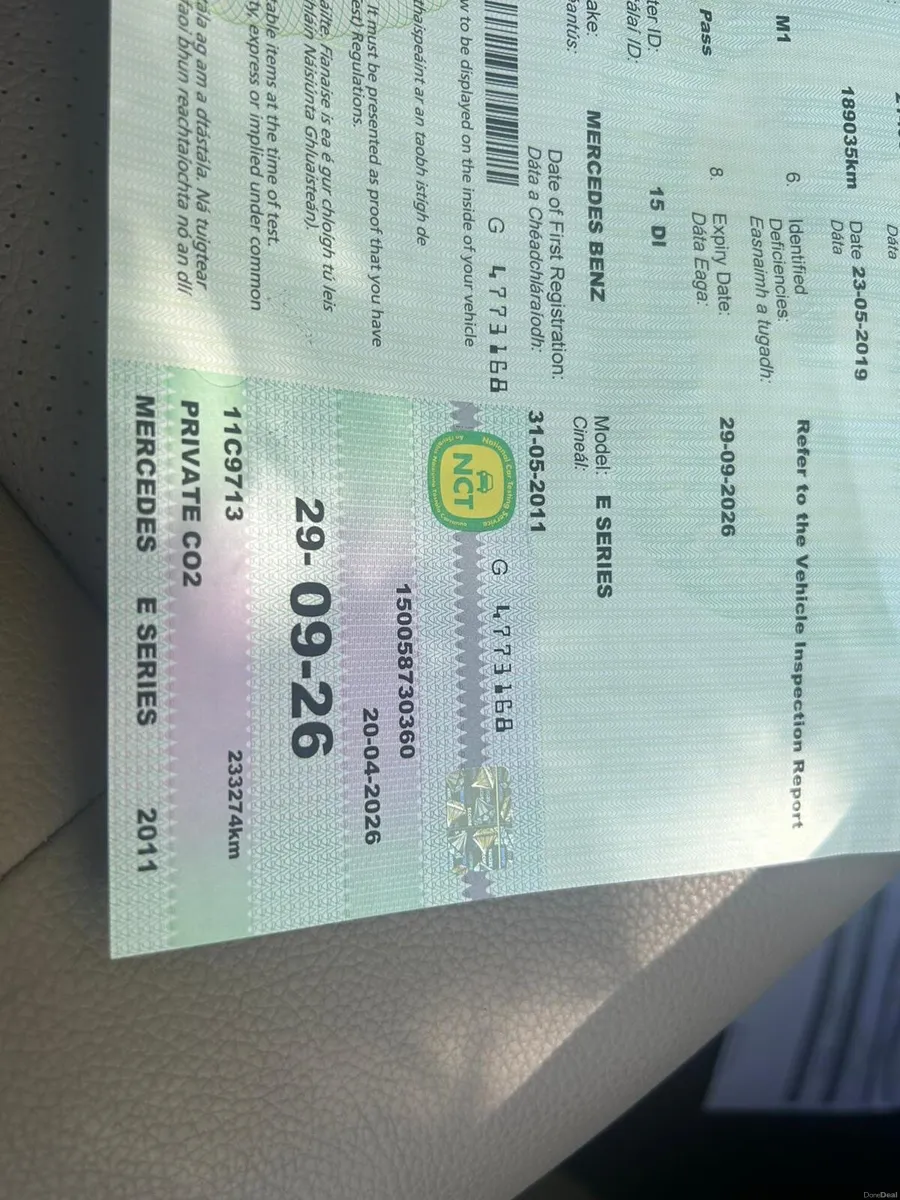 Mercedes-Benz E-Class 2011 - Image 2