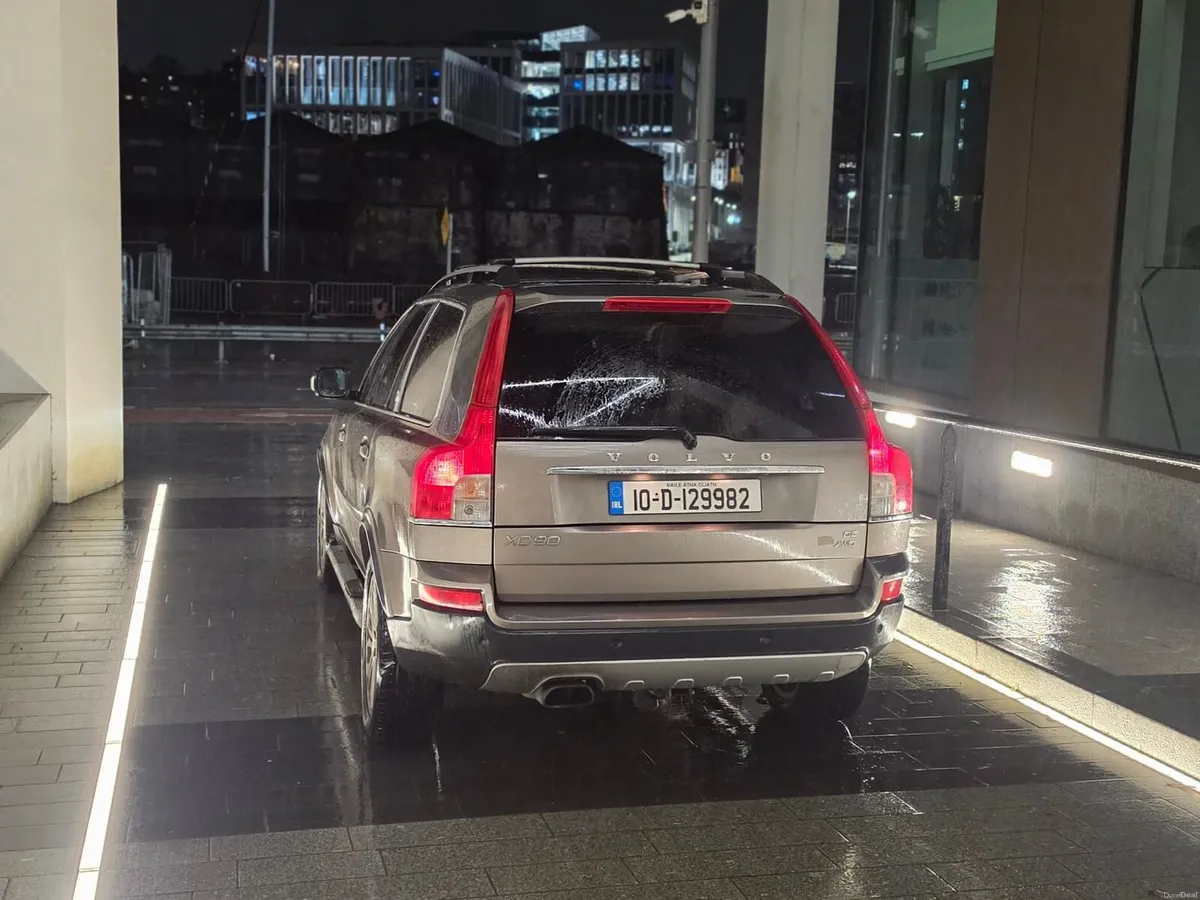 Volvo xc90 - Image 4