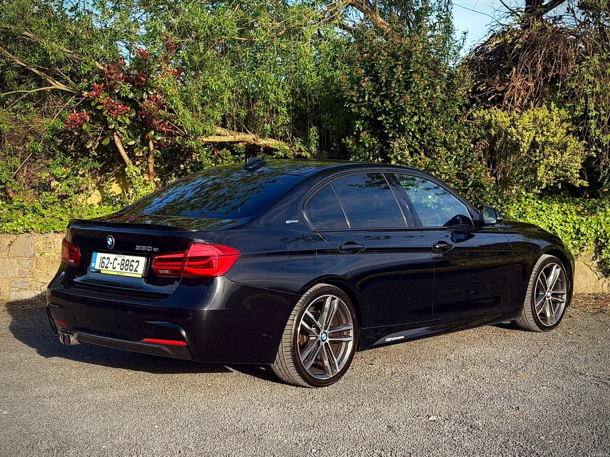 BMW 330E M-Sport (Finance Available) - Image 3
