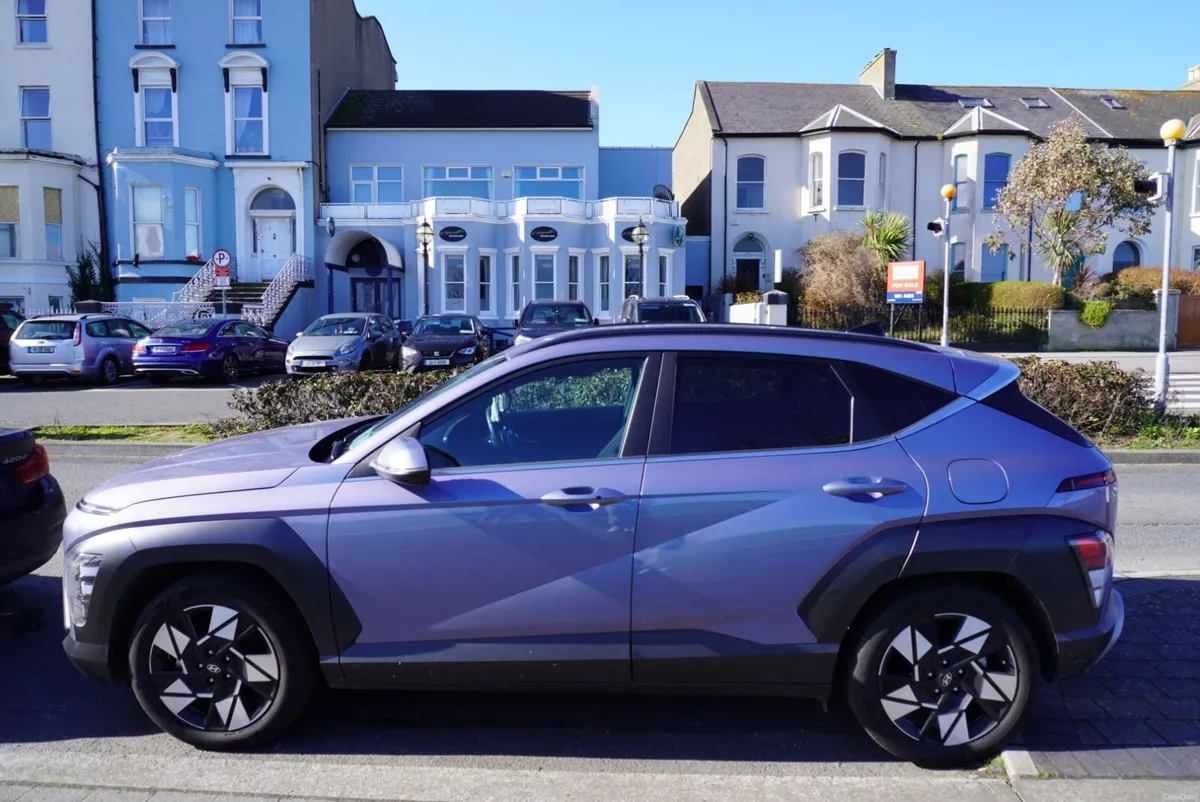 Hyundai KONA 2023 - Image 3