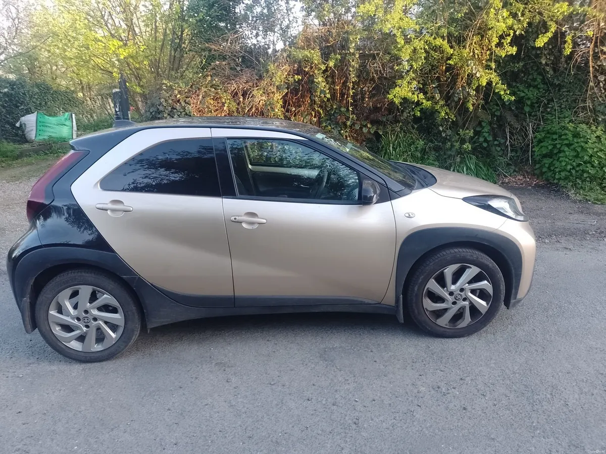 Toyota Aygo  X  2022 Automatic - low mileage, - Image 3