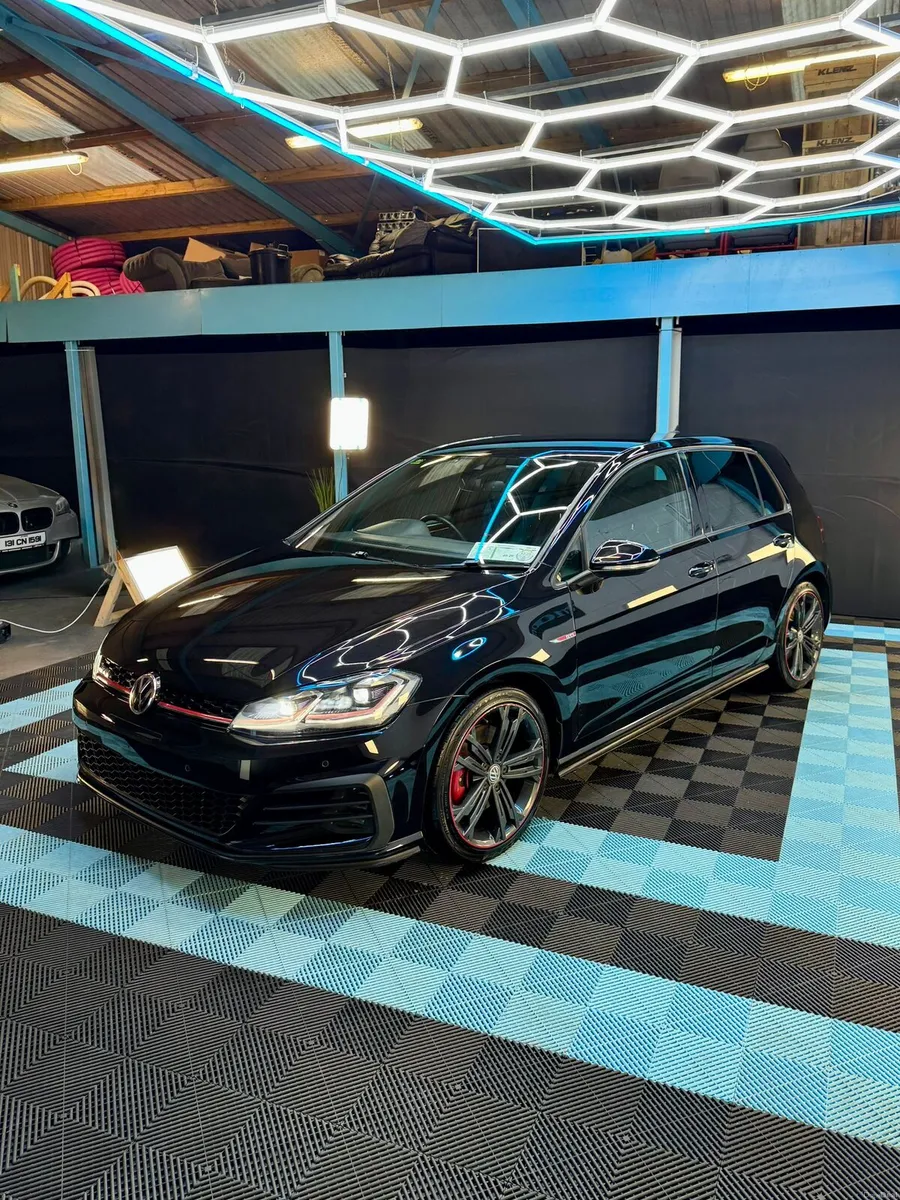 Volkswagen Golf GTi 2018 (182) - Image 3