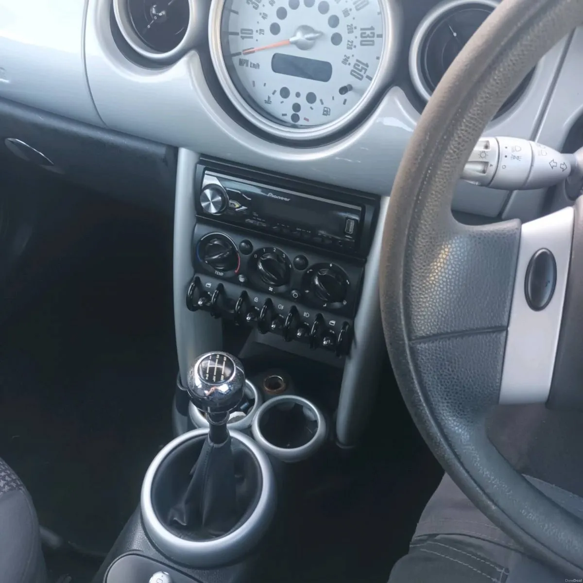 Mini Cooper 1.6 - Image 3