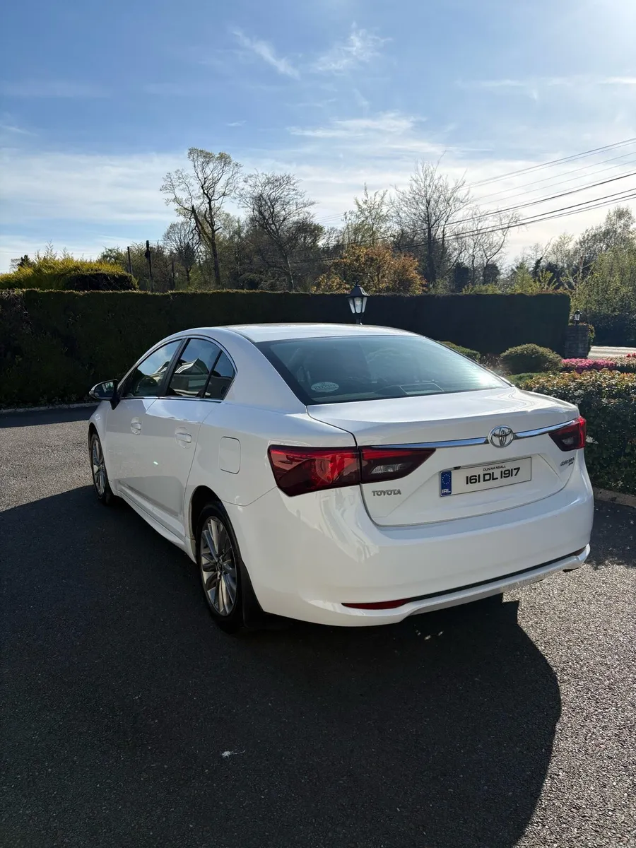 2016 Toyota Avensis Luna - Image 2