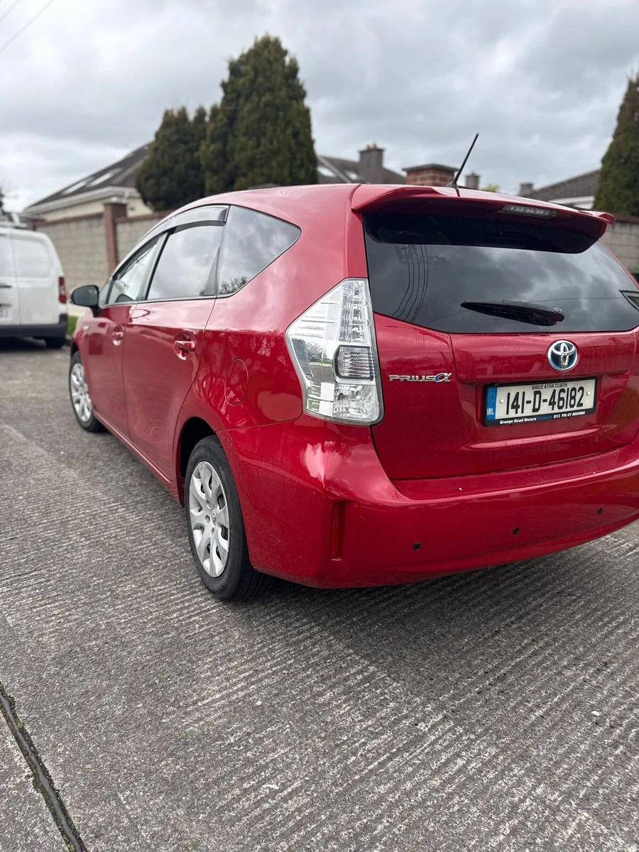 Toyota Prius  5 seats Automatic Hybrid Fresh NCT - Image 4