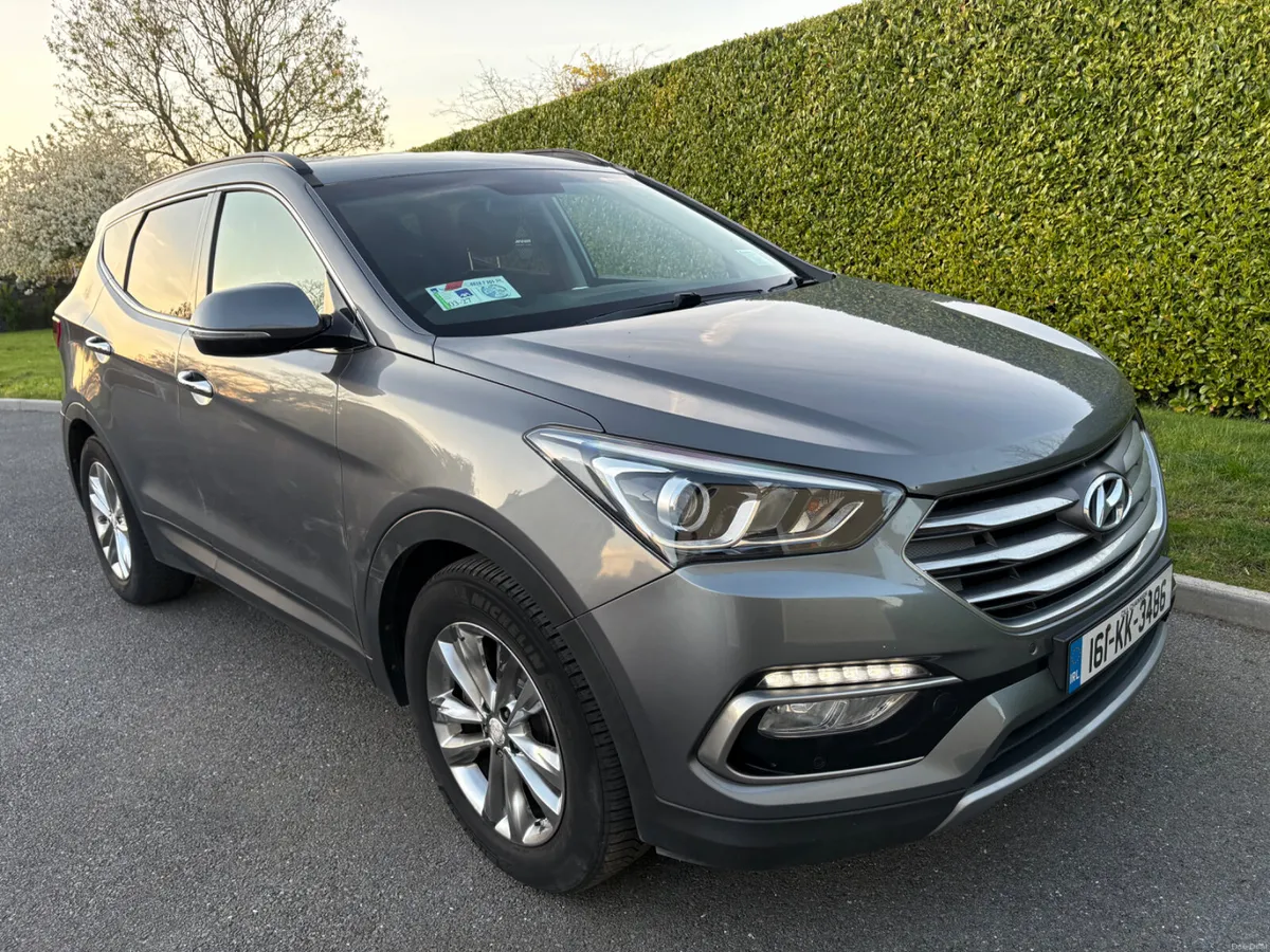 Hyundai Santa Fe 2016 - Image 2