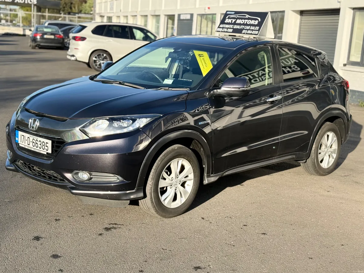 2017 Honda HR-V(VEZEL) 1.5 Hybrid Automatic - Image 3