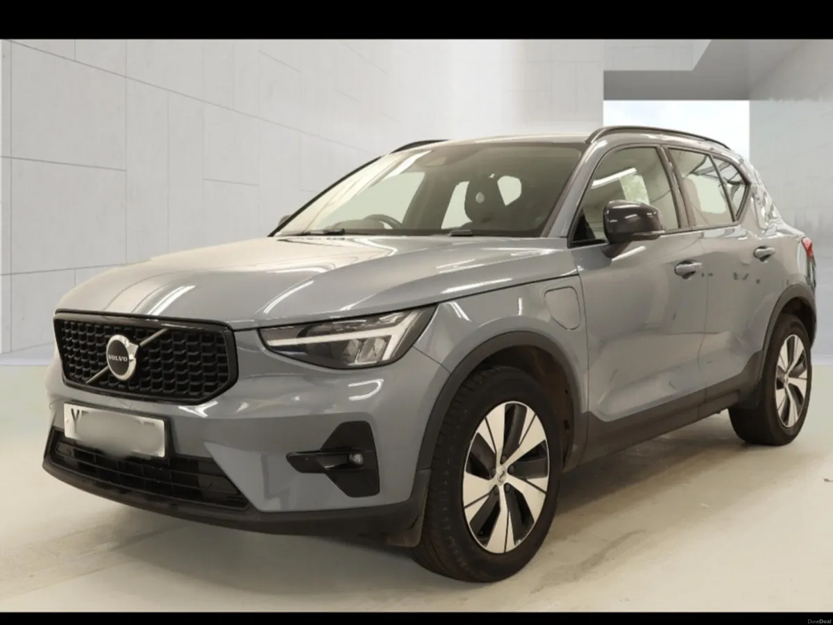 Volvo XC40 2022 Plus Full Leather - Image 2