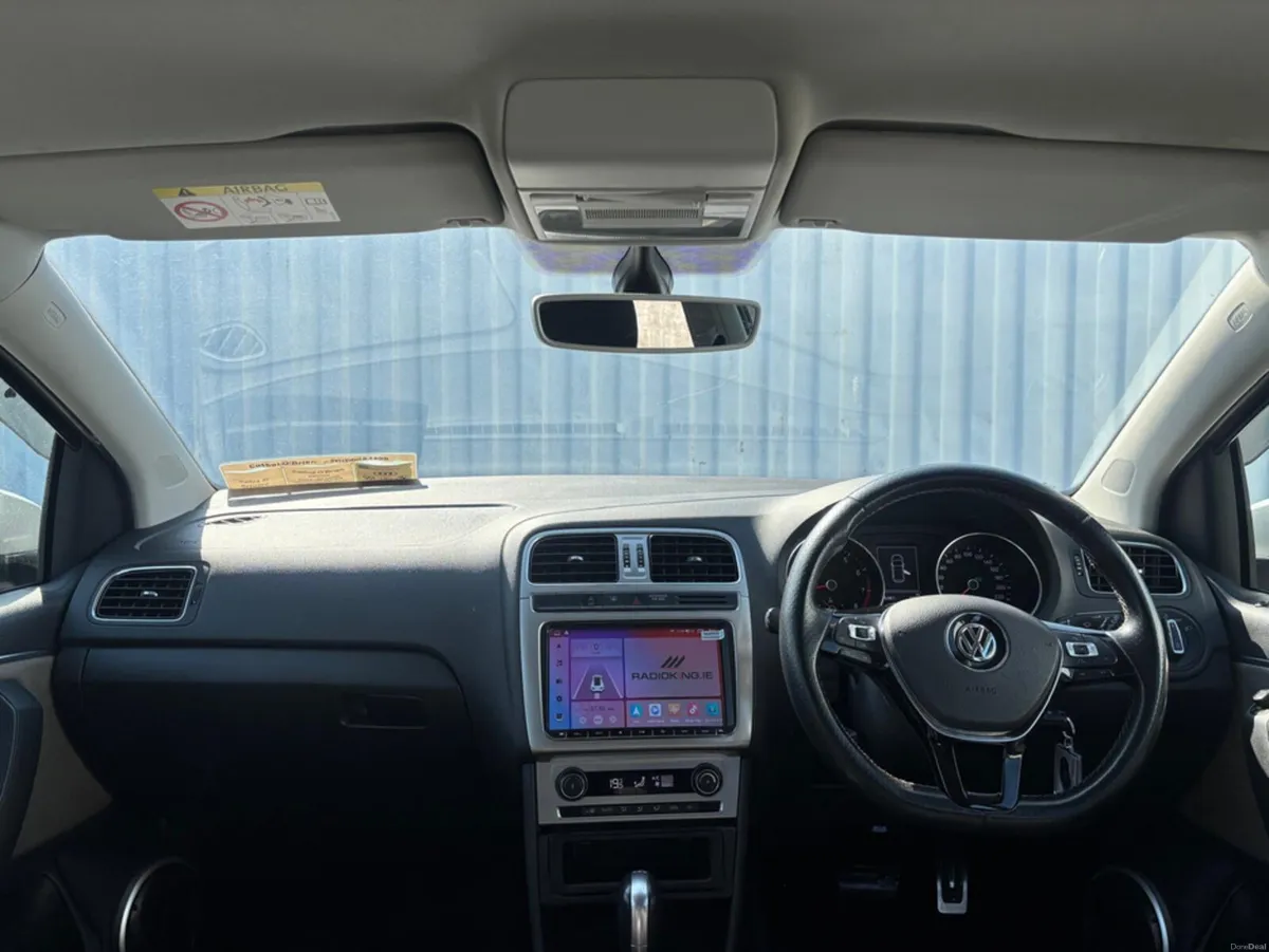 Volkswagen Polo CROSS TSI. AUTO - Image 6