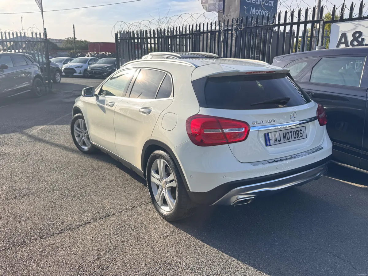 15 MERCEDES GLA 1.6 AUTOMATIC - Image 4