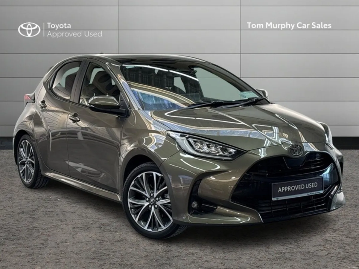 Toyota Yaris YARIS HYBRID PLATINUM - TOP SPEC - CO - Image 1