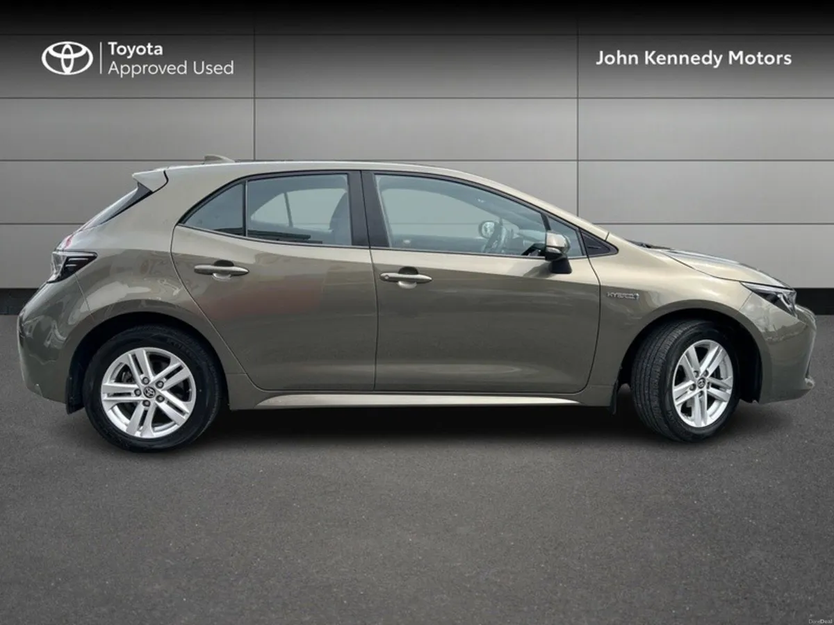 Toyota Corolla LUNA H/B - Image 3