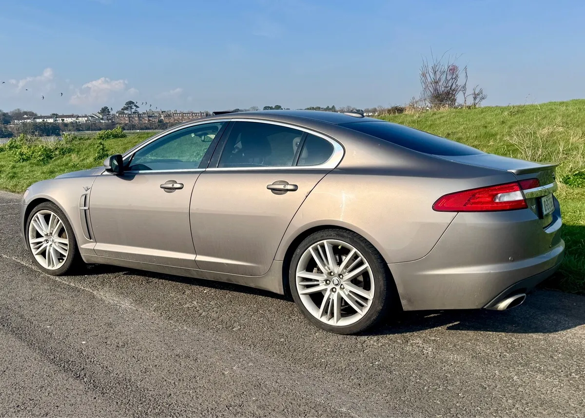 Jaguar XF ‘S’ Portfolio - Image 2