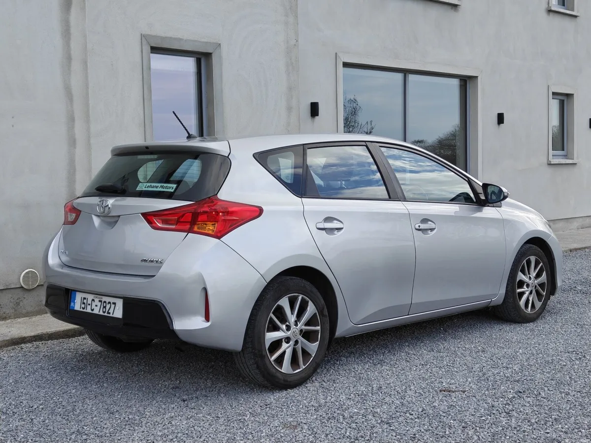 2015 Toyota Auris 1.4 Diesel - Image 3