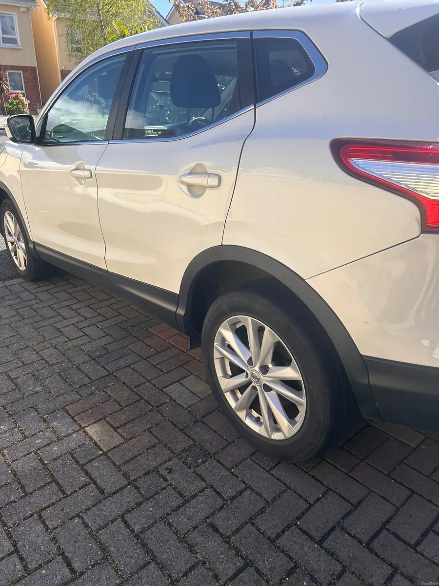 Nissan Qashqai 2016 - Image 2