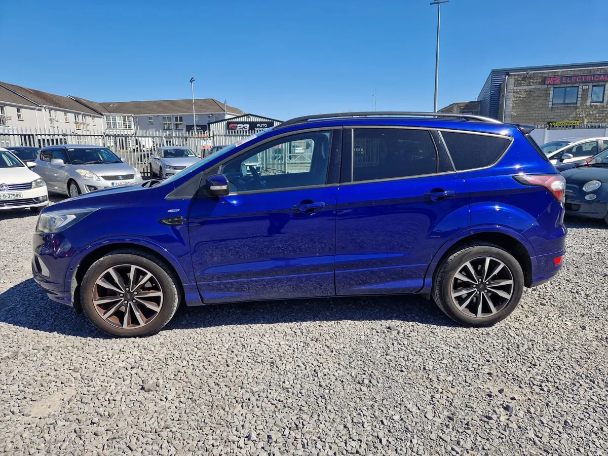 Ford Kuga 2017 - Image 3