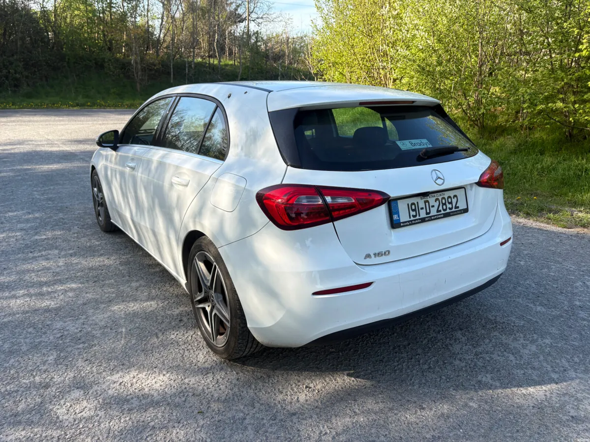 Mercedes-Benz A-Class 2019 Manual 1 owner - Image 4