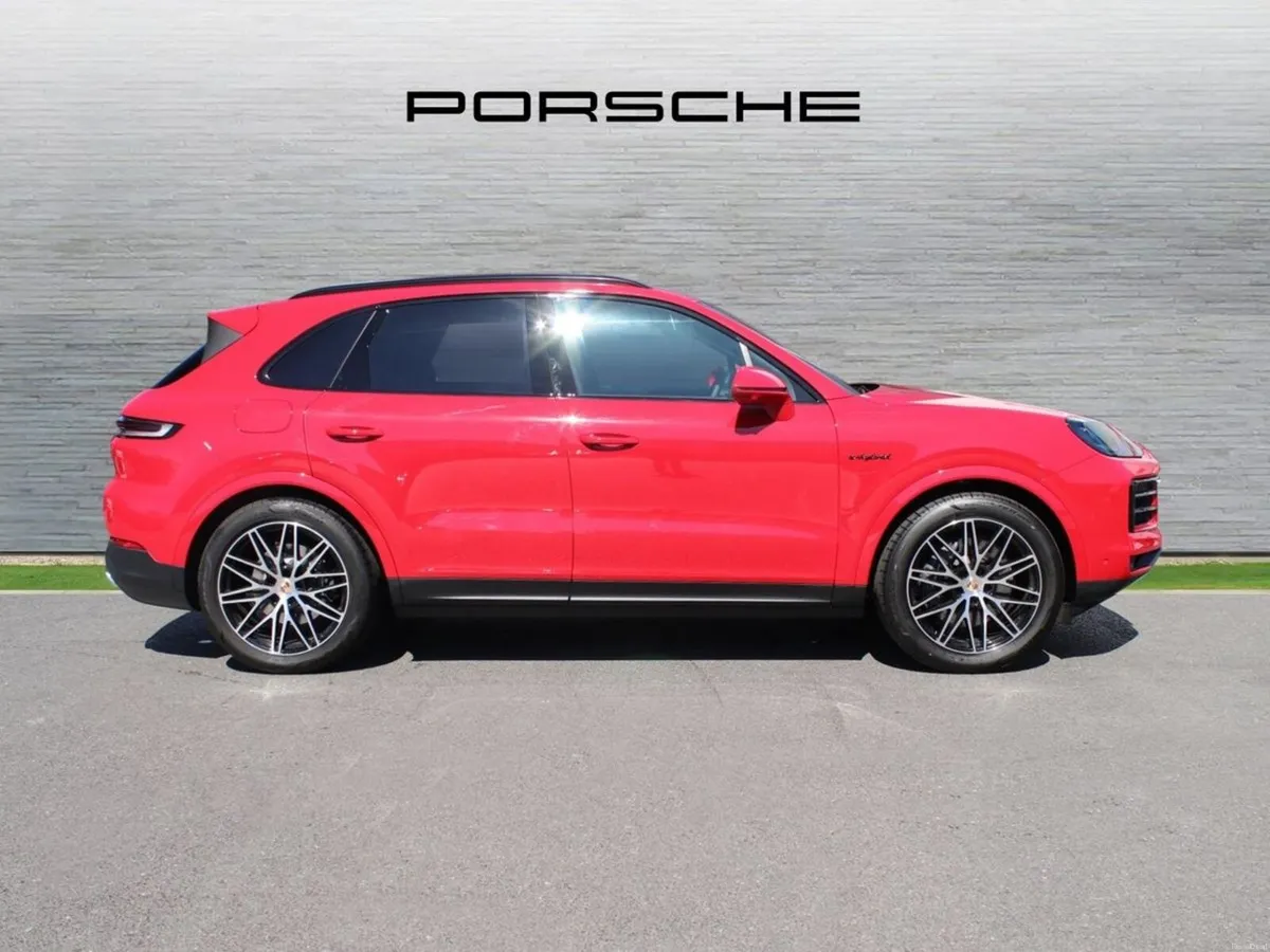 Porsche Cayenne E-Hybrid - Image 4
