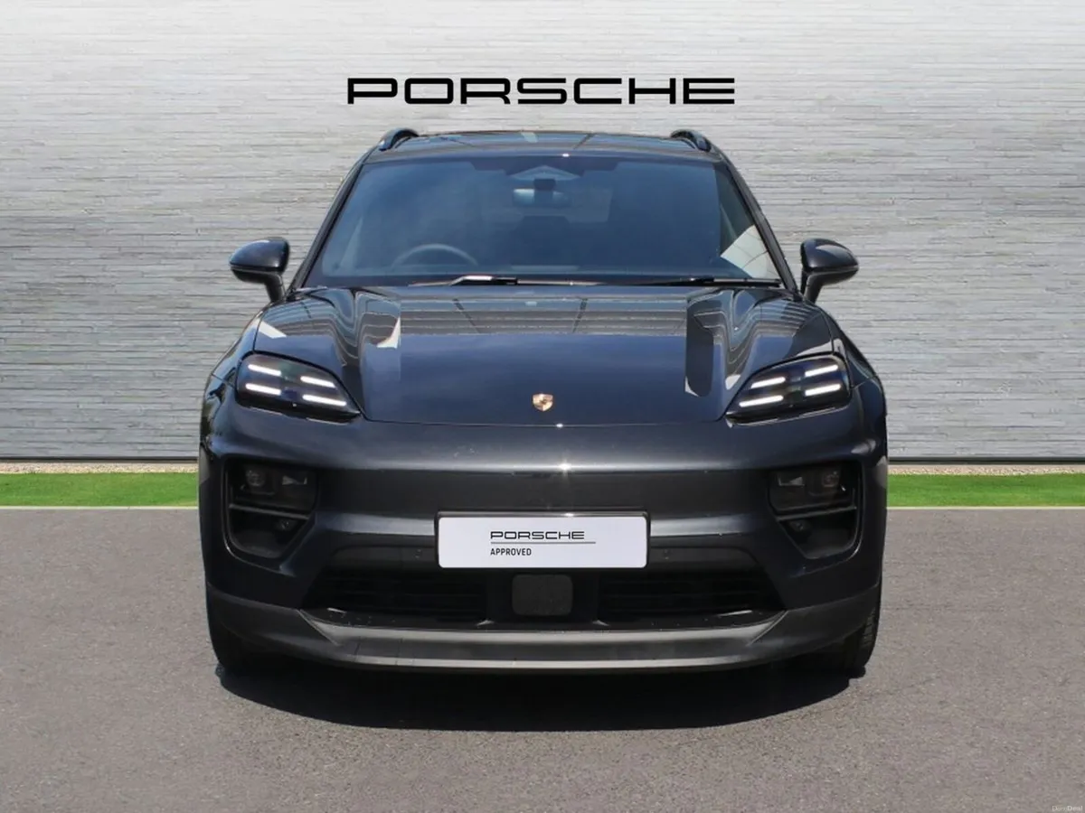 Porsche Macan Electric - Image 6