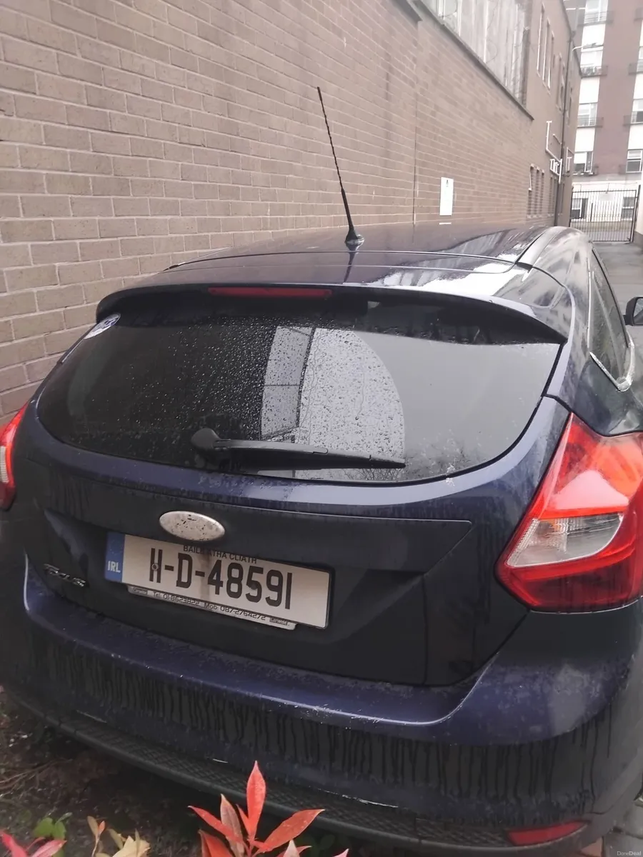 Ford Focus 2011 - Image 3