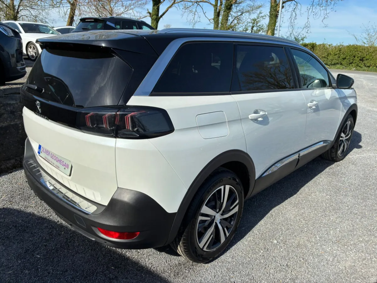 Peugeot 5008 FL ALLURE 1.5 BLUE HDI 130 BHP - Image 2