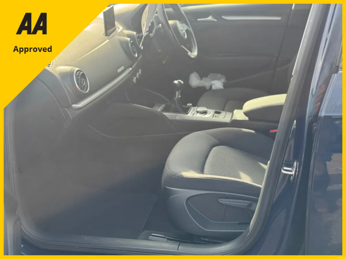 Audi A3 1.6 TDI SE TECHNIK 110PS 5DR - Image 2