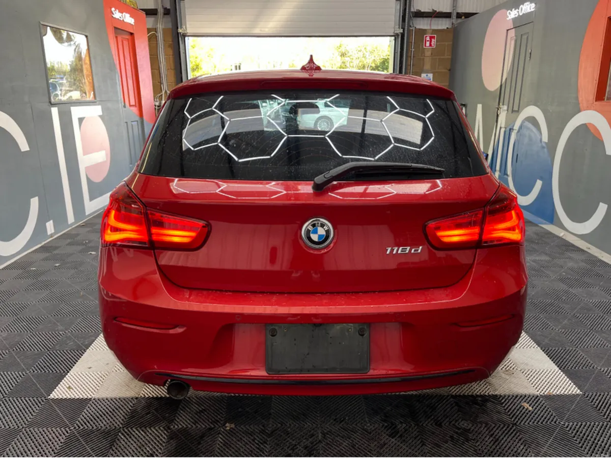 BMW 1-Series €16950! 2018 BMW 118D SPORT 2.0 AUTOM - Image 3