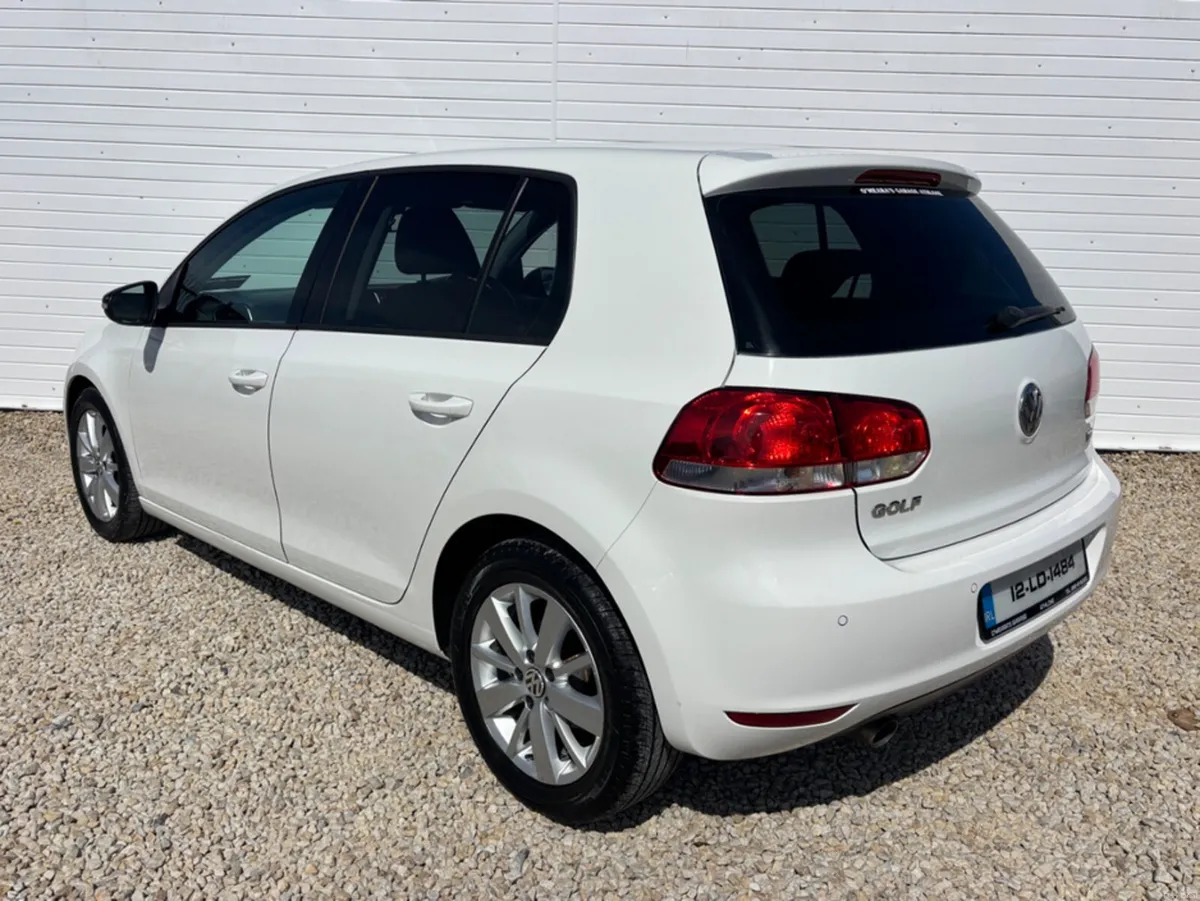 Volkswagen Golf 1.6 TDI MATCH 105PS 5DR - Image 4