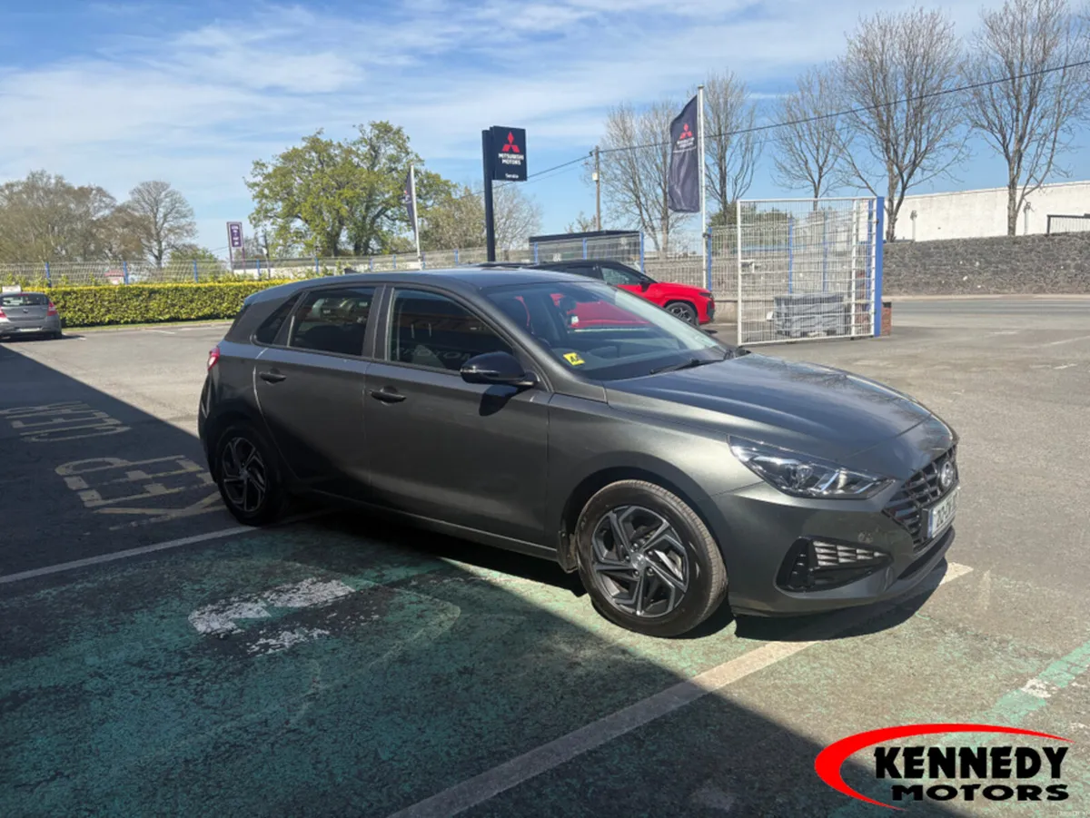 Hyundai i30 I 30 DELUXE 5DR - Image 4