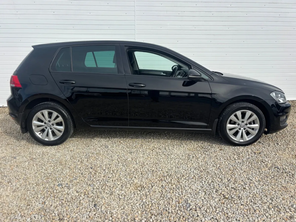 Volkswagen Golf TRENDLINE 1.6 TDI MANUAL 5SPEED 5D - Image 5