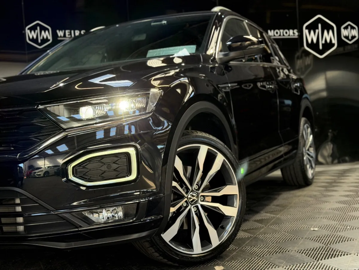 Volkswagen T-Roc R-LINE//AUTOMATIC// 2.0 TDI AUTO - Image 3