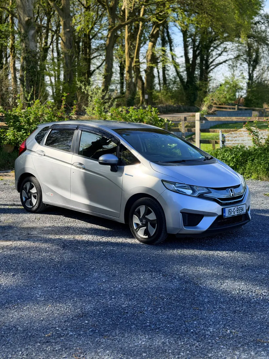 Honda Fit 2015 | 1.5 HYBRID | AUTOMATIC - Image 1