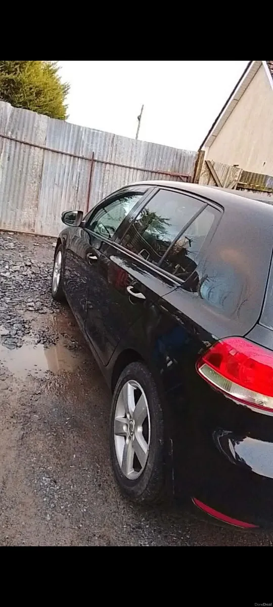 Volkswagen Golf 2009 - Image 4