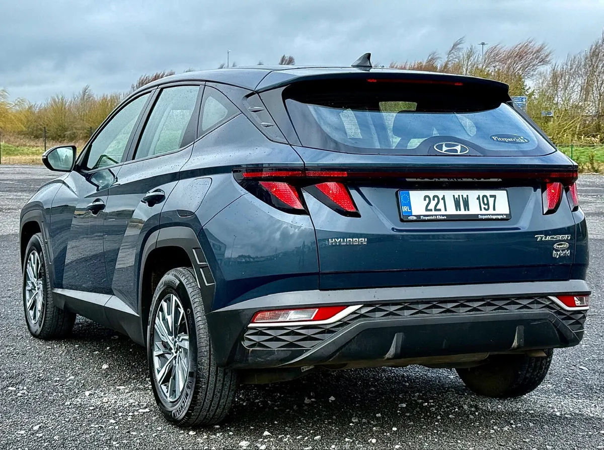 235 BHP Hybrid with Full service record - Image 3