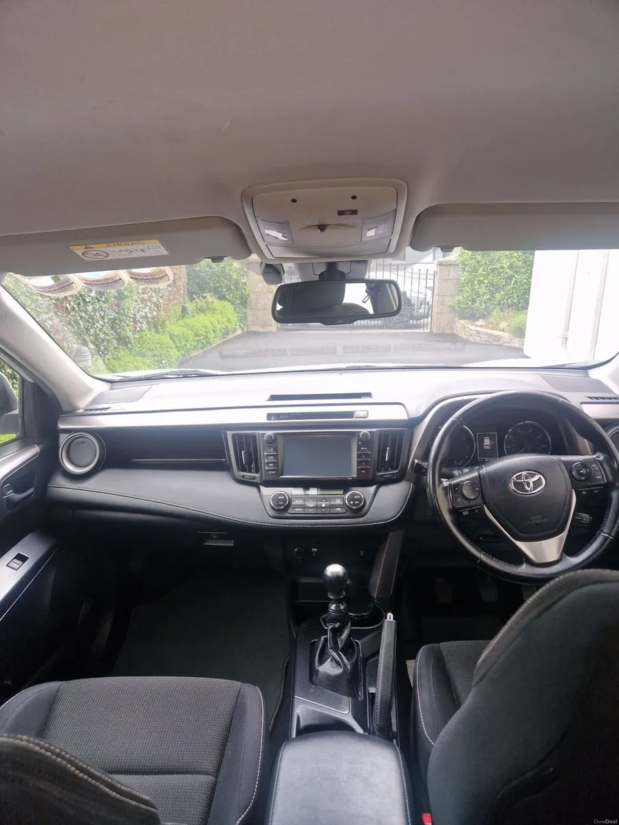 Toyota RAV4 2017 - Image 4