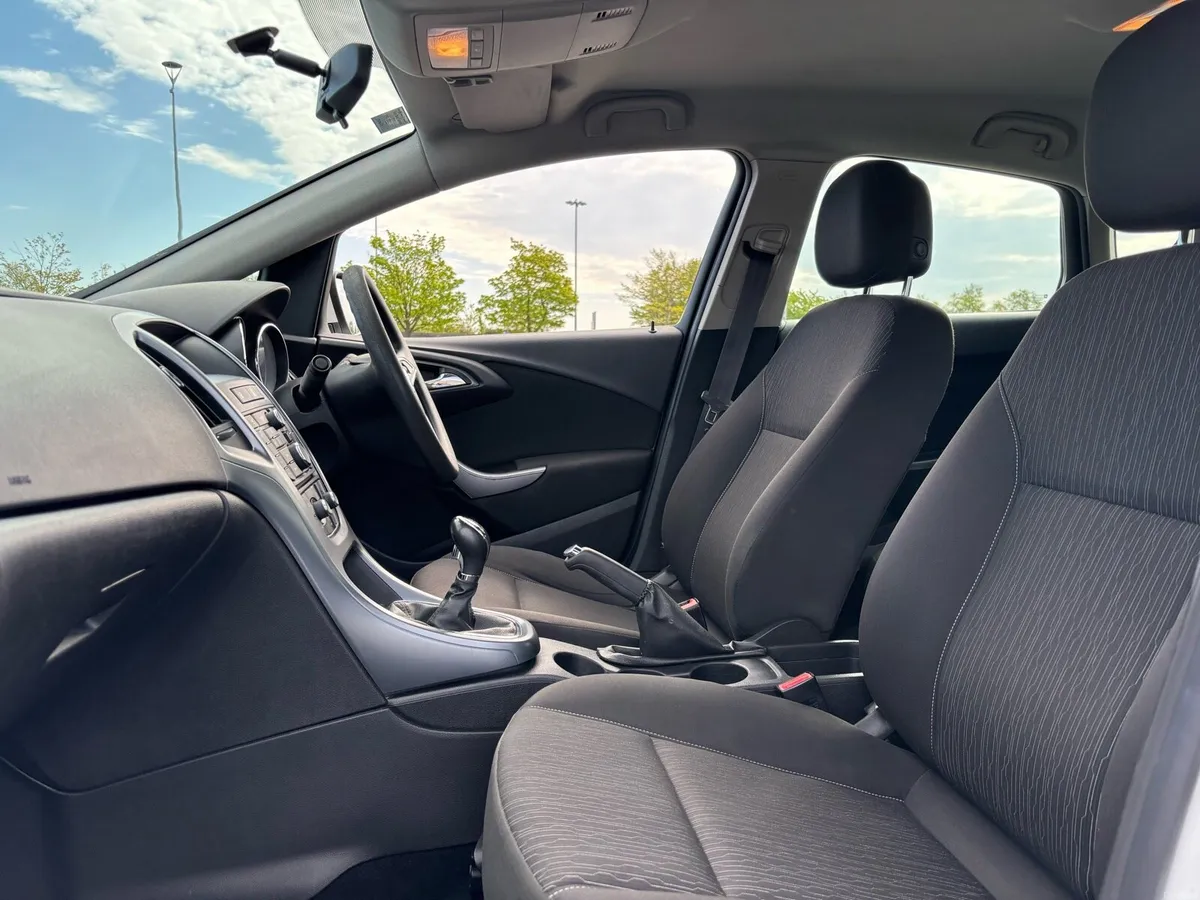 141 ASTRA CDTI *NEW NCT* *158KM* - Image 4