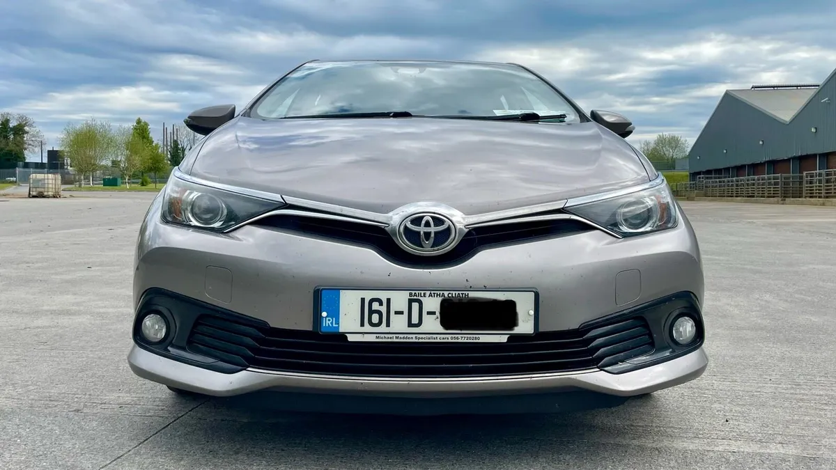 Toyota Auris - Image 1