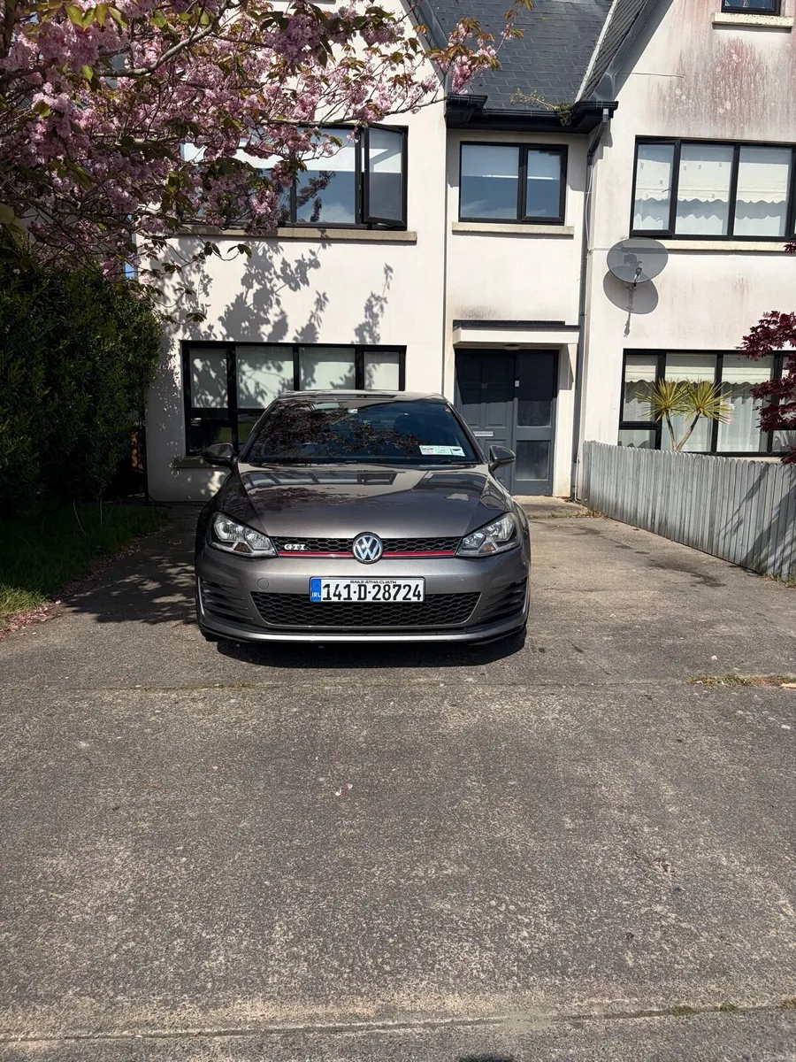 2014 Volkswagen Golf GTi - Image 3