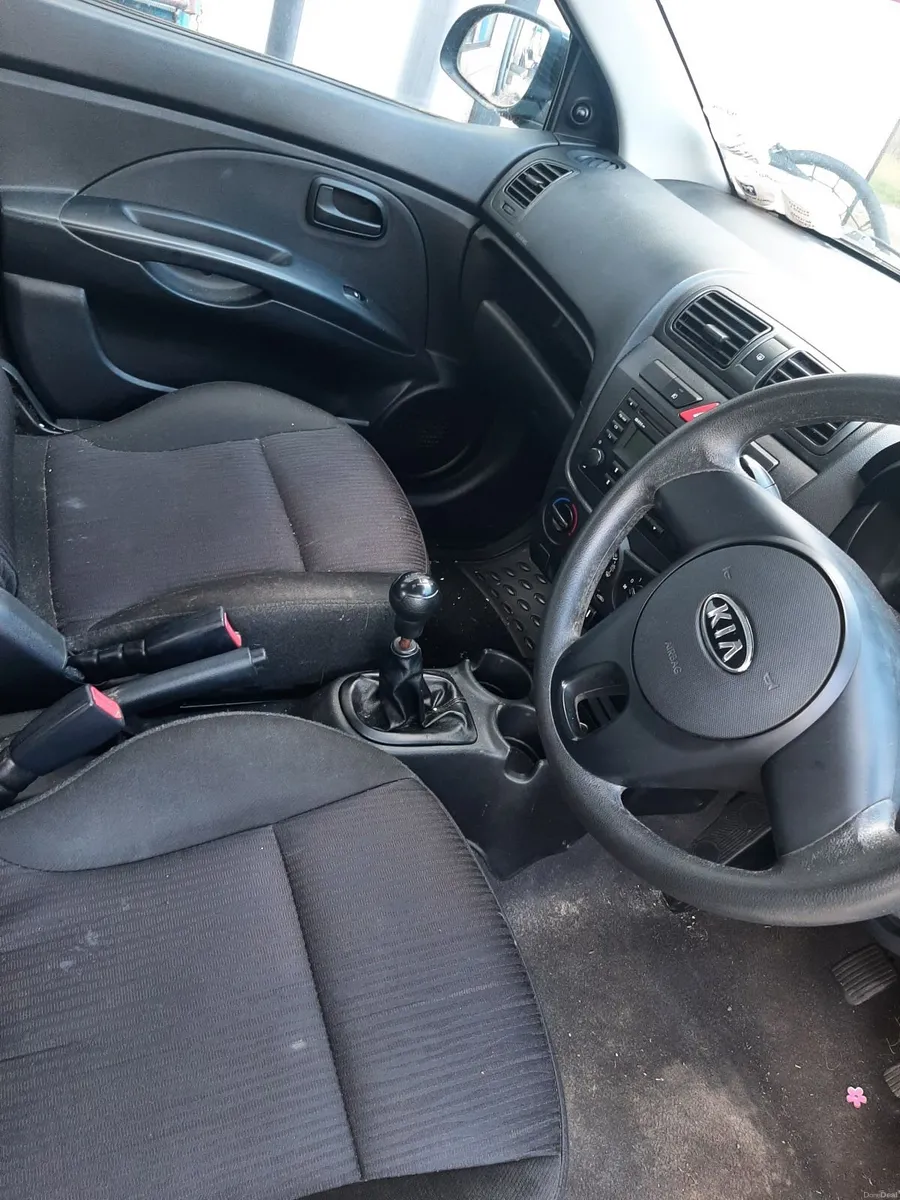 Kia Picanto 2010 - Image 4