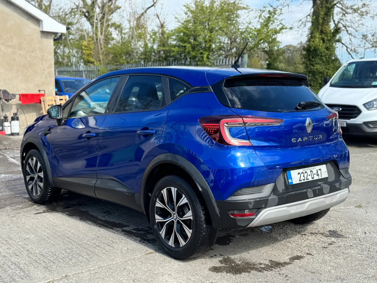 RENAULT CAPTUR AUTOMATIC  2023 - Image 4