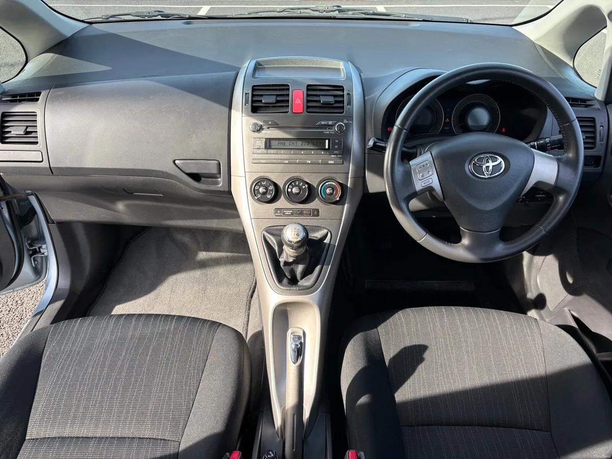 08 TOYOTA AURIS 1.4 LUNA *NEW NCT* LOW KMS - Image 3