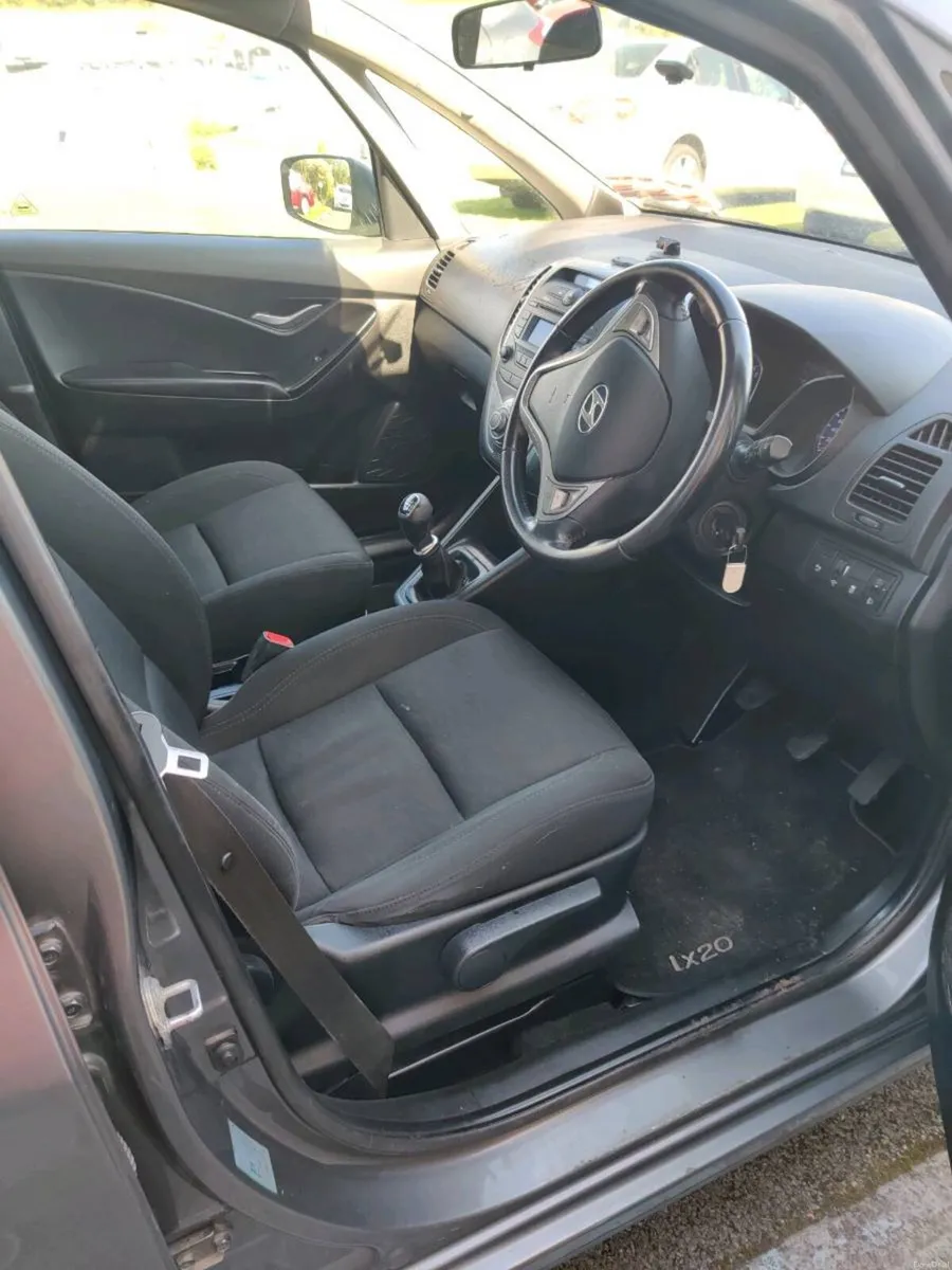 2015 Hyundai IX20 diesel €3750 ono - Image 5