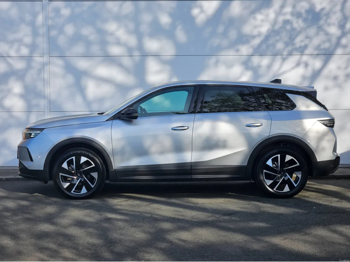 Opel Grandland GS SUV 1.2 136PS MHE - Image 5